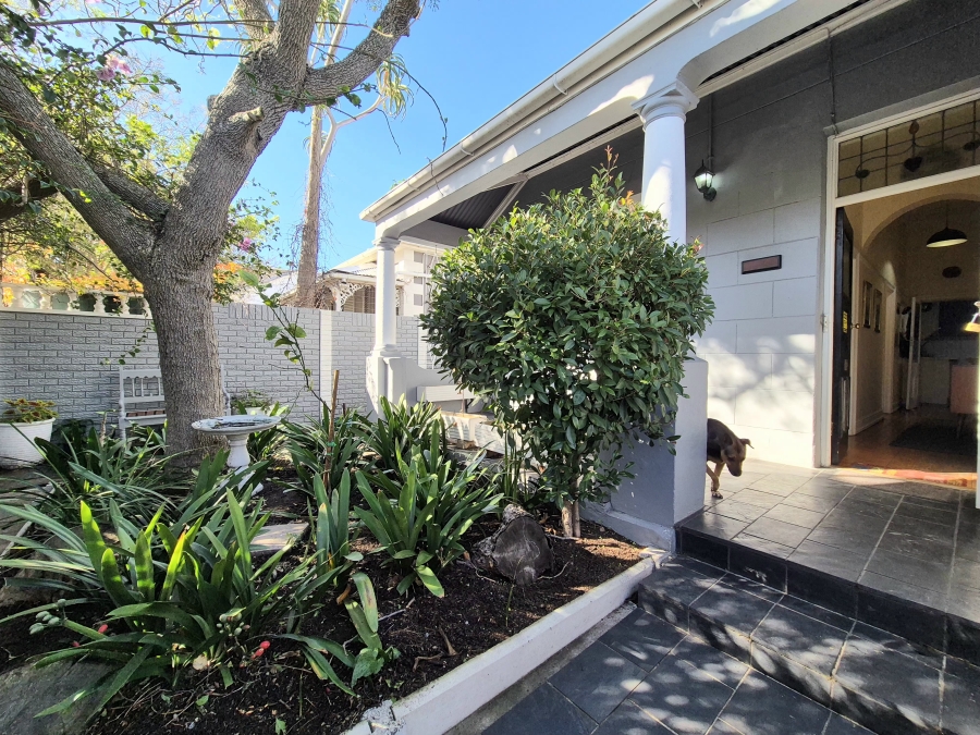 4 Bedroom Property for Sale in Wynberg Upper Western Cape